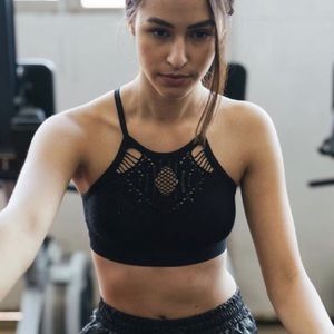 Zyia Black Amazing Seamless Bra Med (runs large)